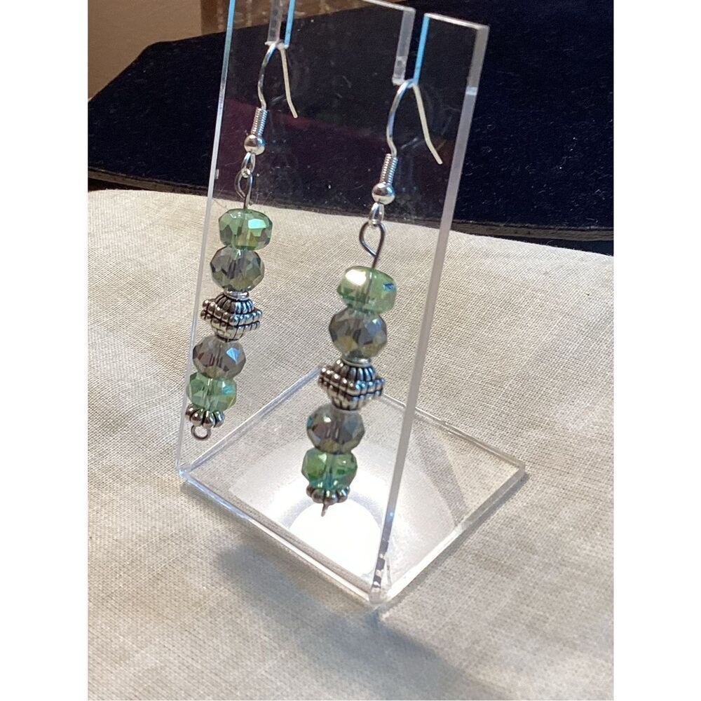 NWOT. Green Crystal  Beads Drop Earrings on Sterling Silver Fishhook Earwires